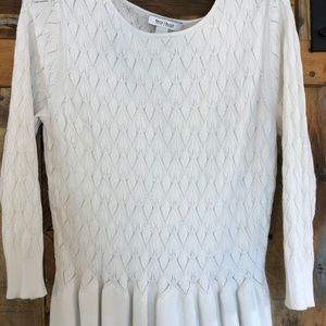 WHITE HOUSE BLACK MARKET ecru sweater